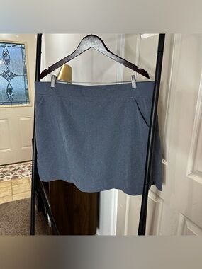 32 Degrees Slate Blue Stretch Skort ❄️